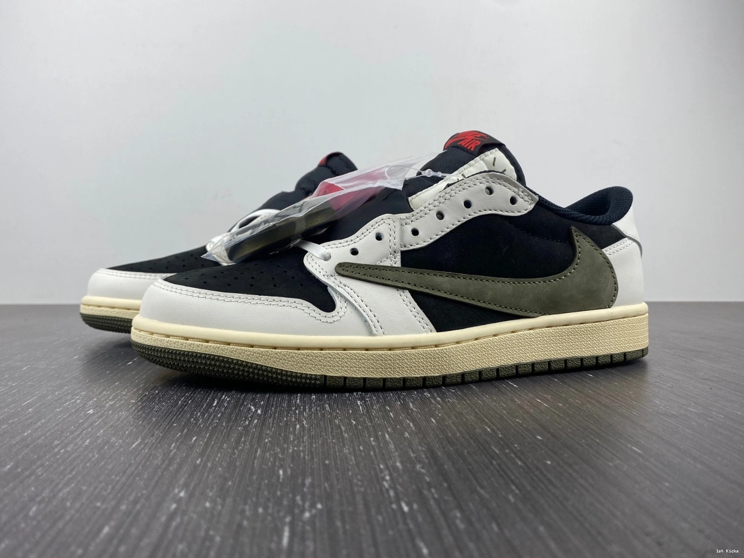 Travis DZ4137-106 Low Air 1 Olive Scott OG Jordan x 0421
